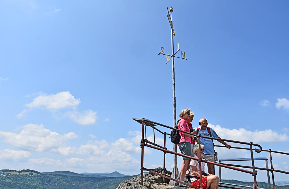 Vyhl�dka Scharfenstein - �itavsk� hory (Zittauer Gebirge)