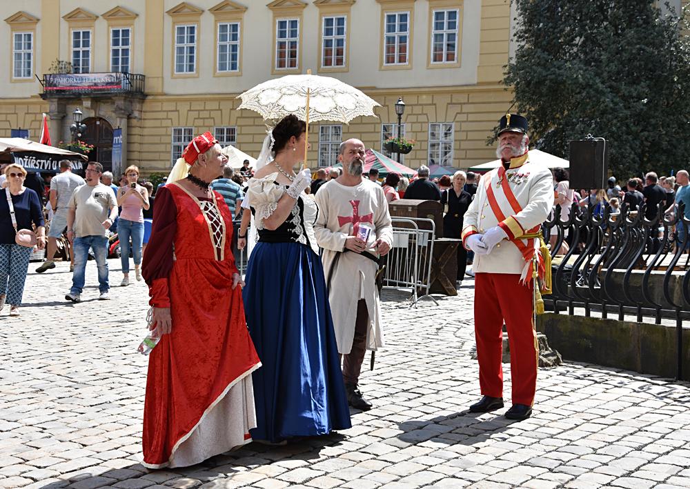 Zah�jen� l�ze�sk� sez�ny v Teplic�ch.
