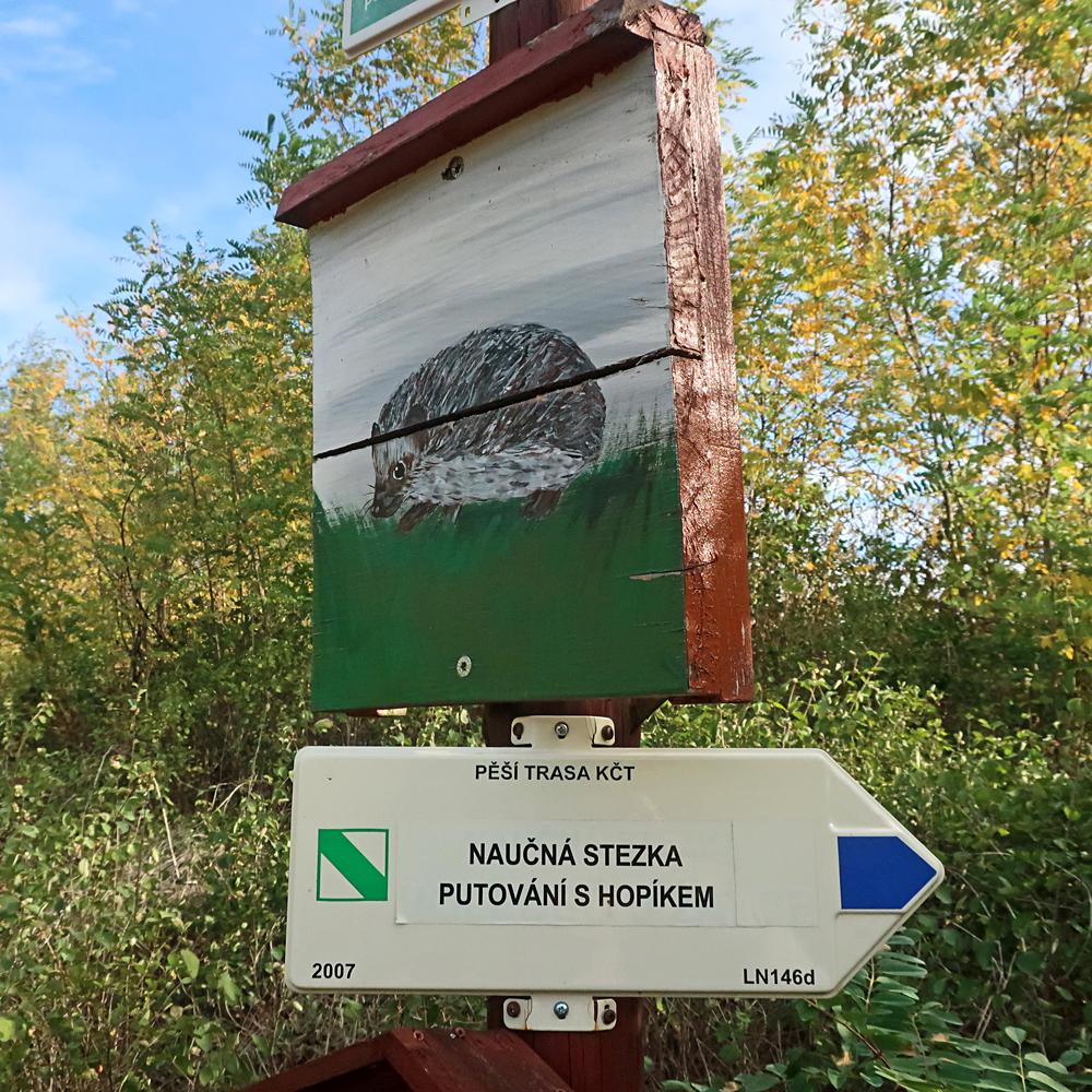 Nau�n� stezka Putov�n� s Hop�kem.