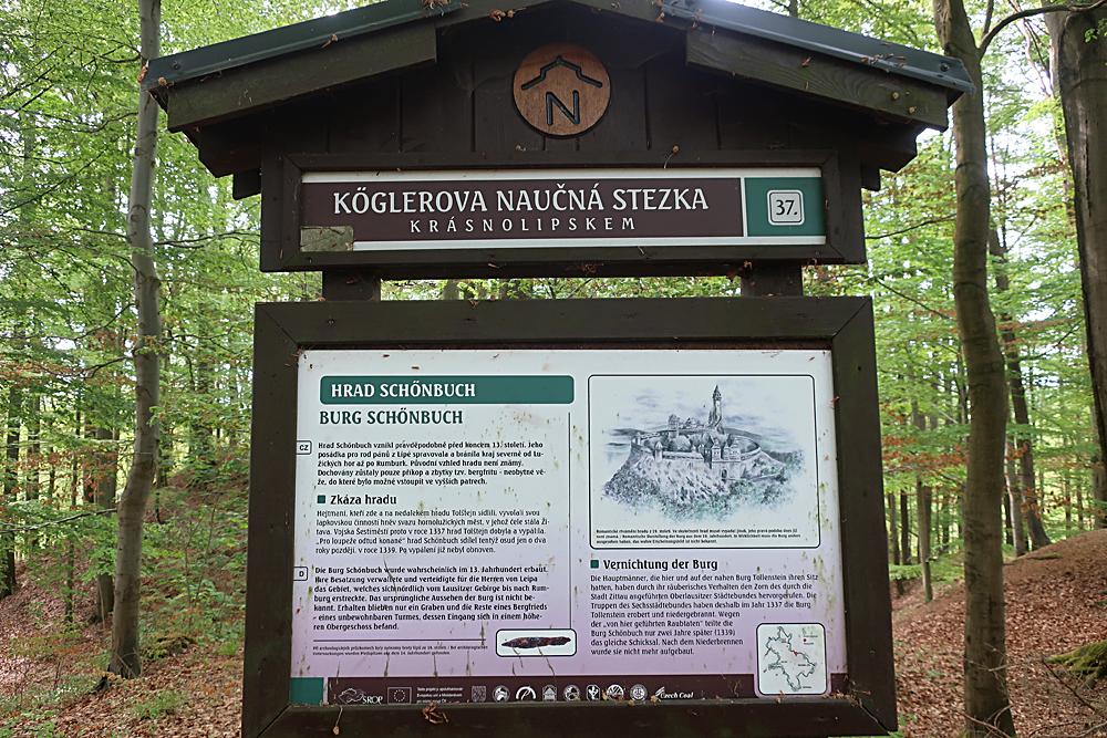 N�co m�lo informac� o historii hradu Kr�sn� Buk prozrad� panel K�glerovy nau�n� stezky.