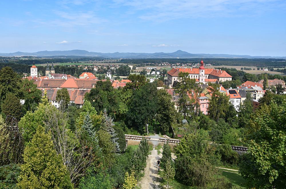 V�hled z Kratochv�lovy rozhledny.