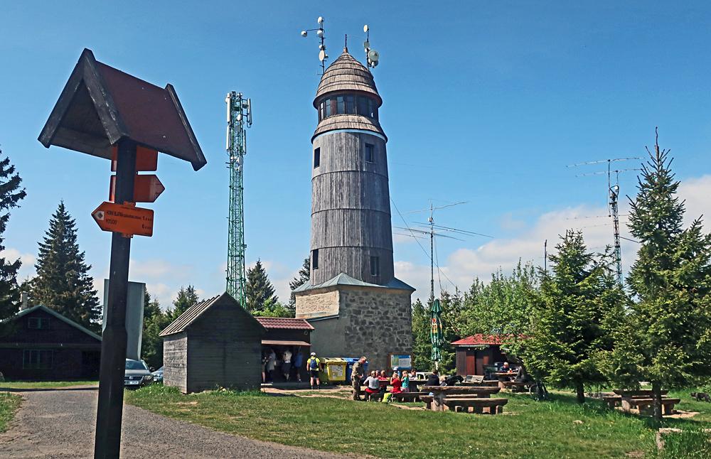 Rozhledna na Blatensk�m vrchu.