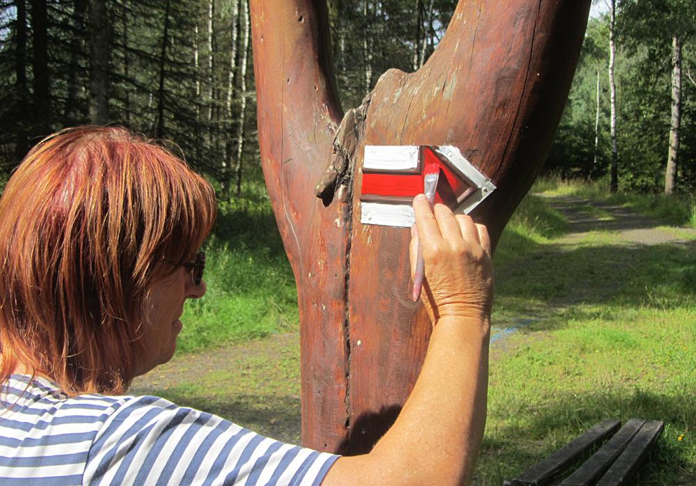 Pravideln� �dr�ba turistick�ho zna�en� - �steck� kraj.
