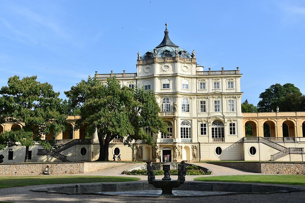Z�mek Ploskovice