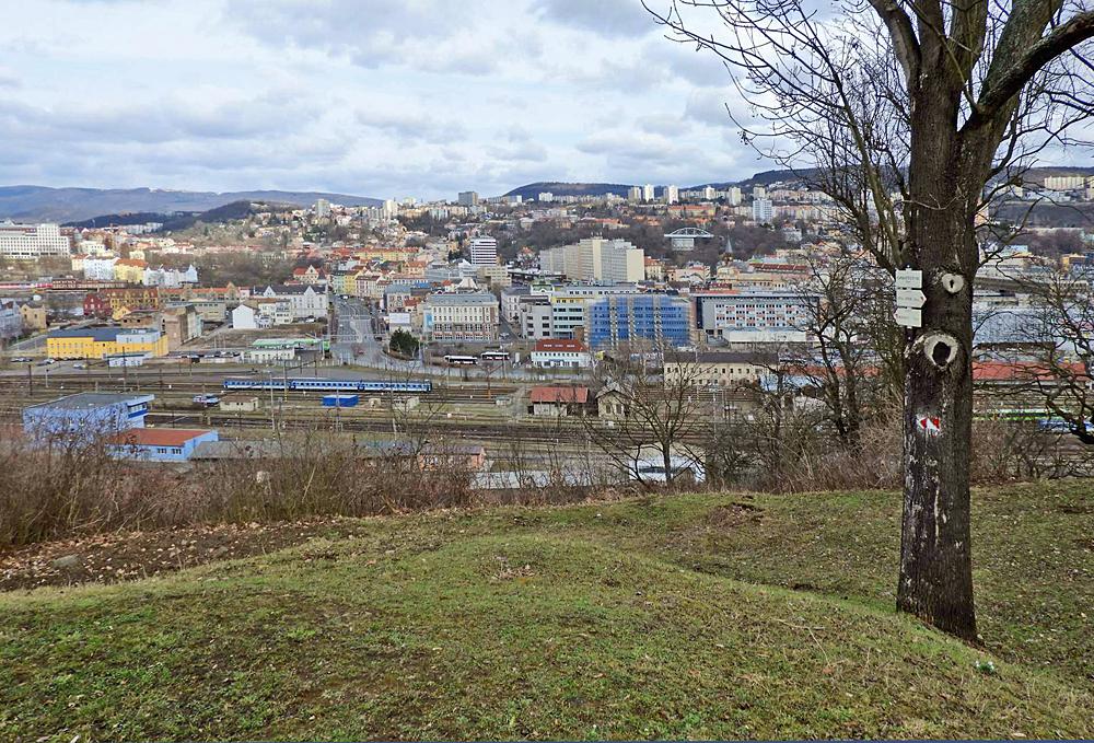 Popravi�t� - v�hled na �st� nad Labem.