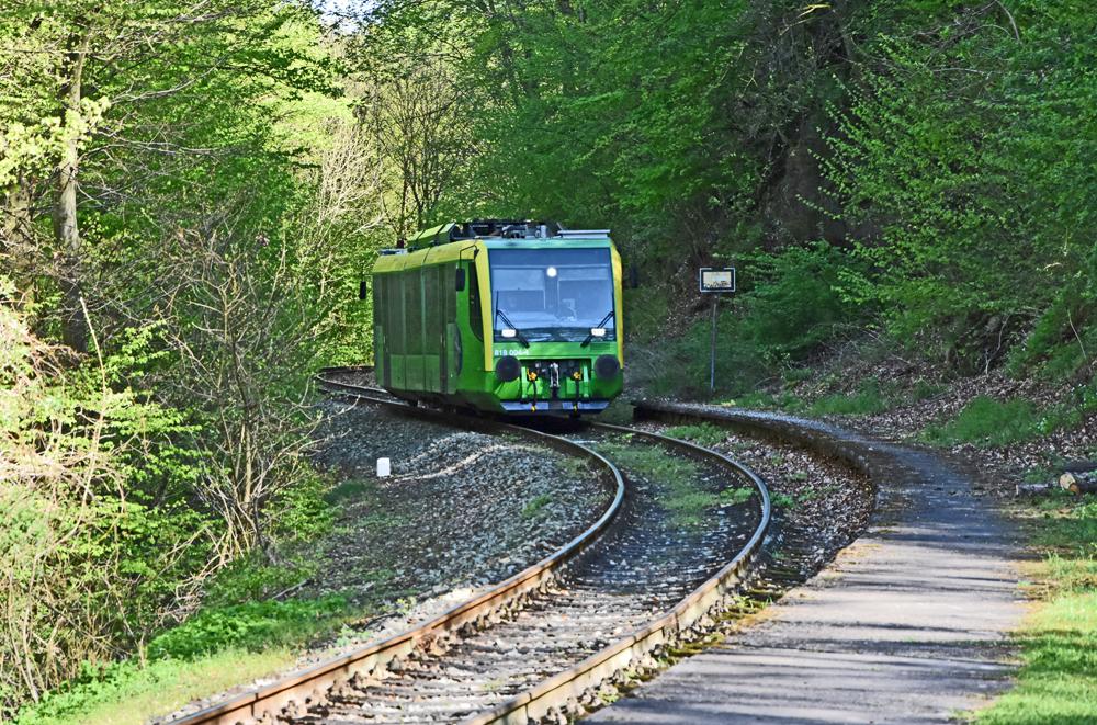 Oparensk� expres - turistick� lok�lka T4 (Doprava �steck�ho kraje)