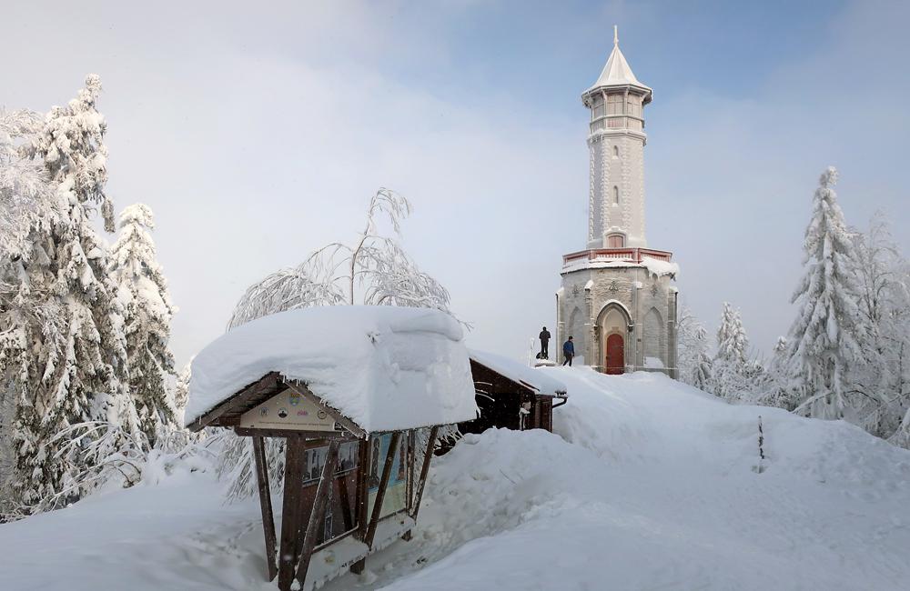 Rozhledna �t�p�nka na vrchu Hv�zda