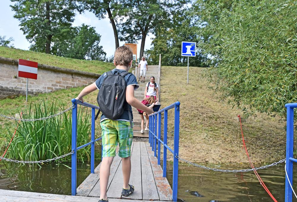 Turistick� lodn� linka T93 Litom��ice - Terez�n.